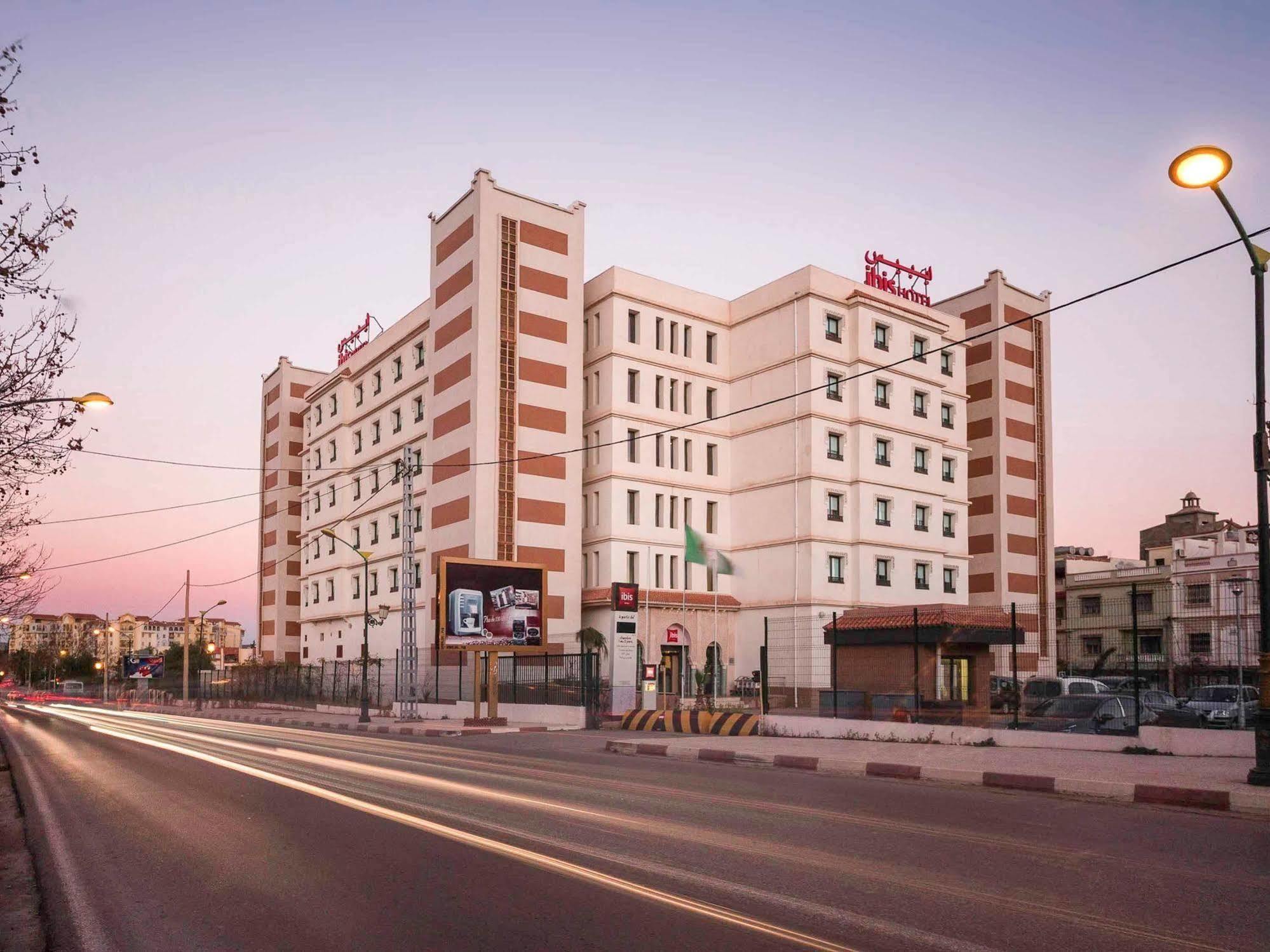 Hotel Ibis Tlemcen Exterior foto